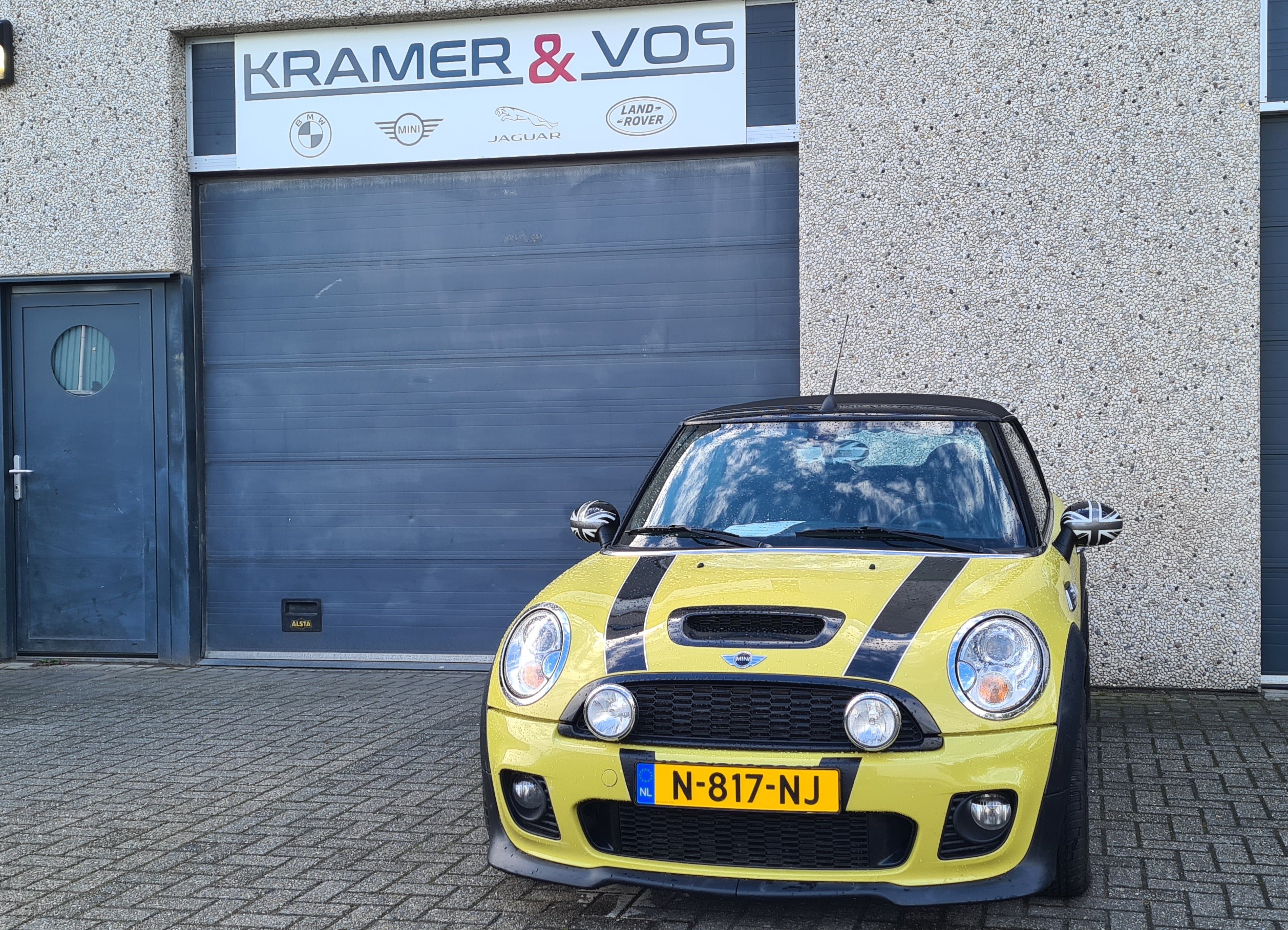 Mini Cooper R57 Cabrio JCW – Speed Yellow